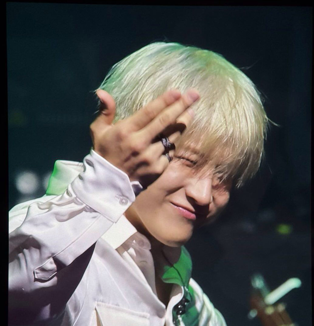 Latest photo of Jinjin (ASTRO)