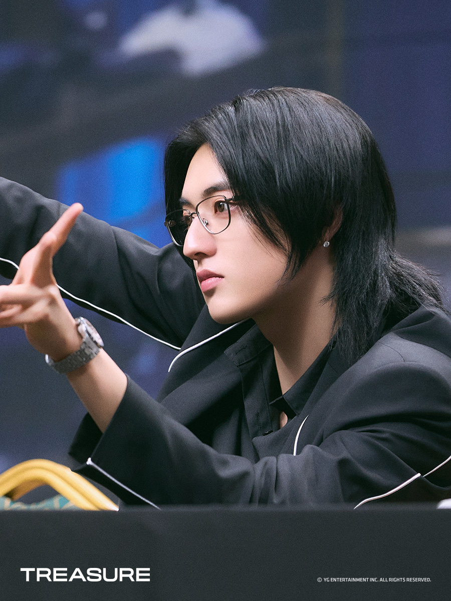 TREASURE의 비하인드 컷