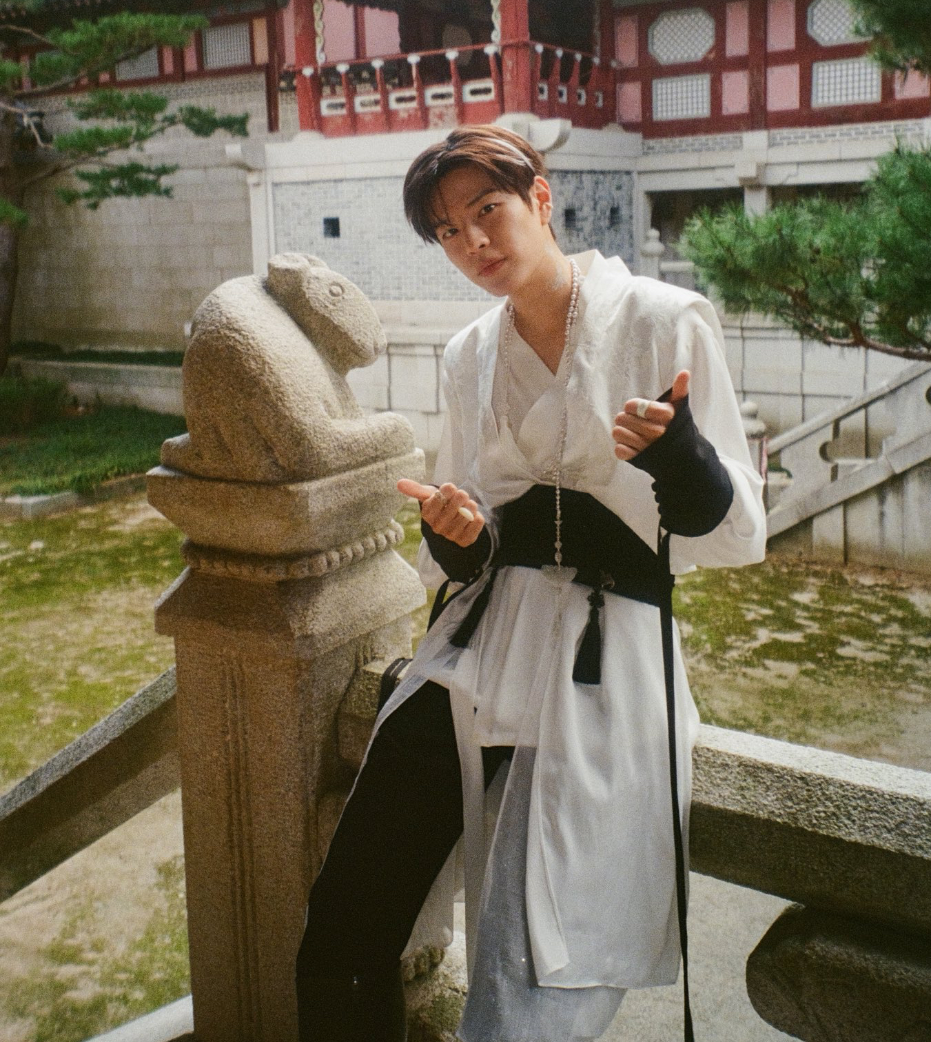 Behind-the-scenes cut of Seungmin (Stray Kids)