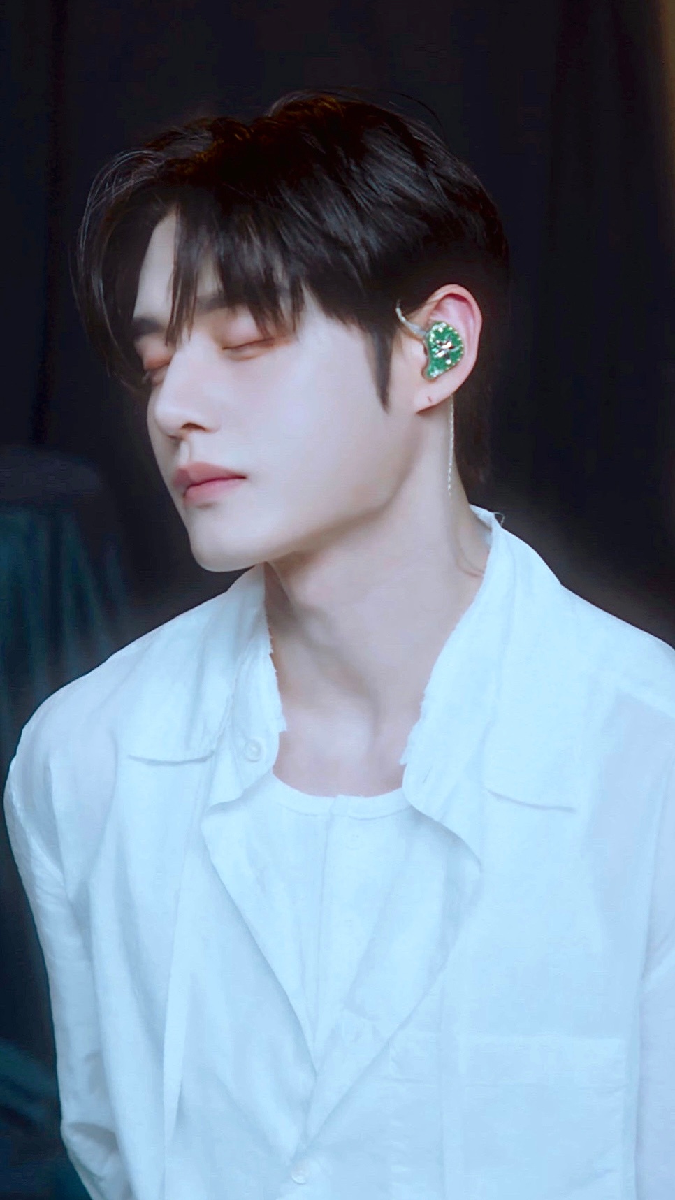 The most beloved wallpaper among Kim Jiwoong (ZEROBASEONE)'s fans