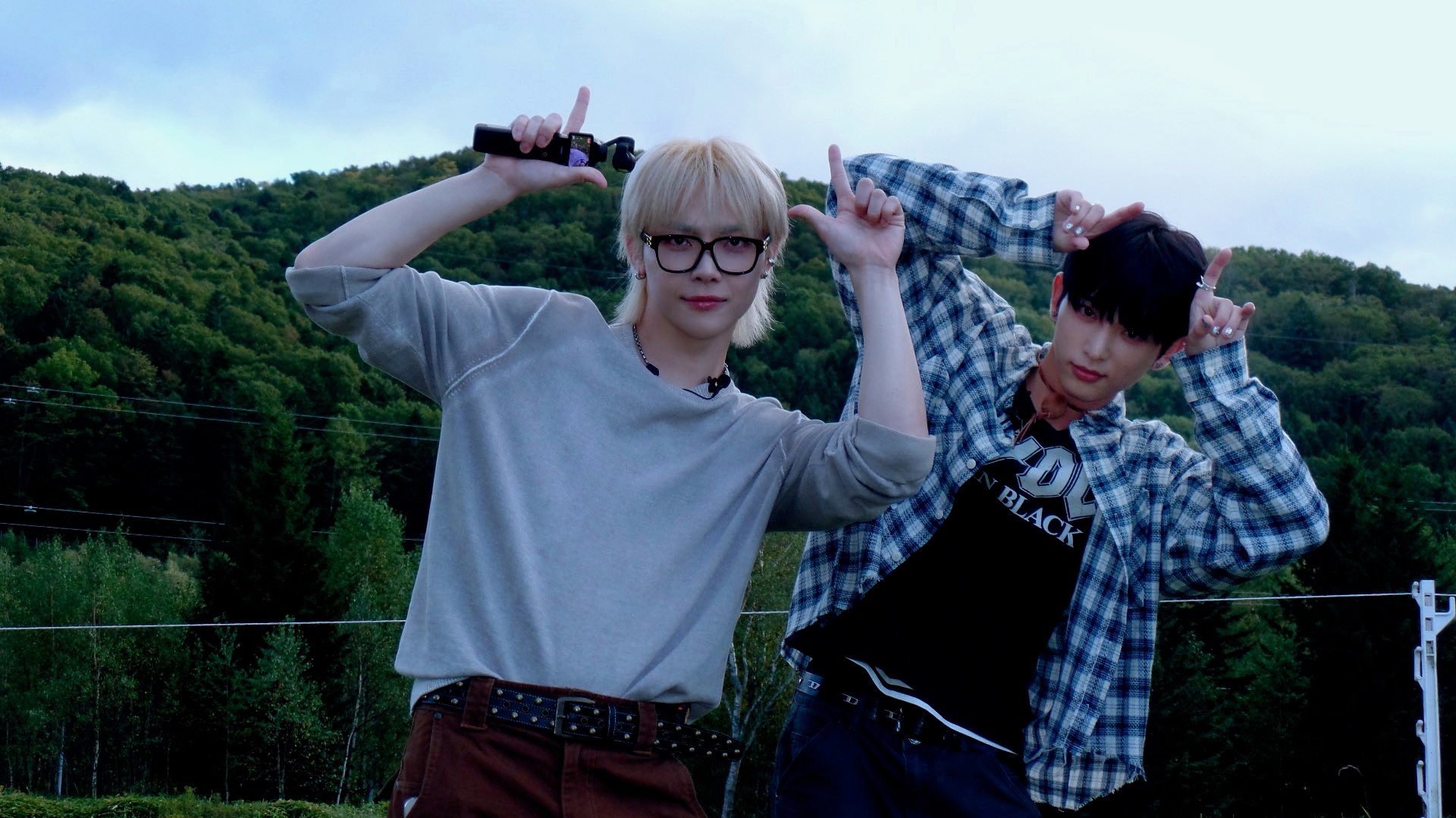 A moment captured by Nicholas (&TEAM)'s fan