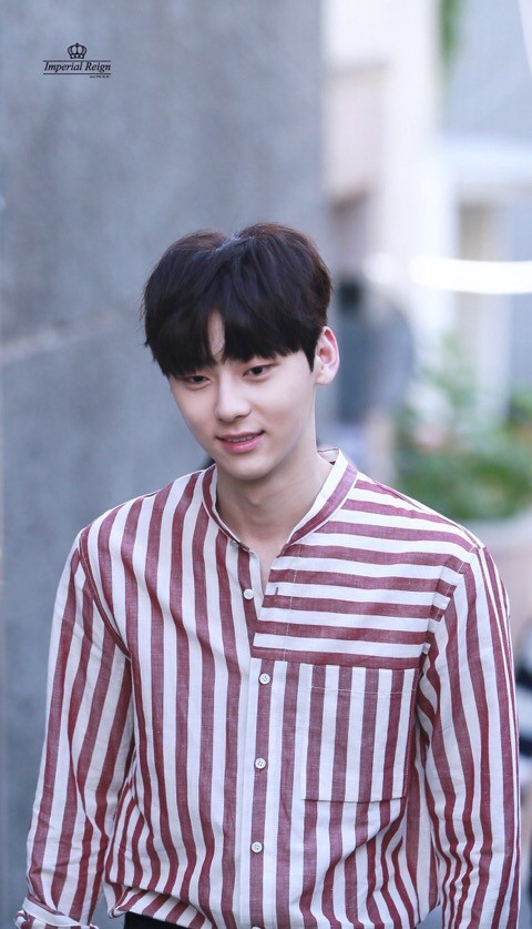 A heartfelt wallpaper shared by Hwang Minhyun's fans