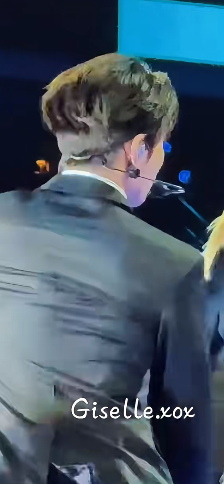 A moment captured by Jungwon (ENHYPEN)'s fan