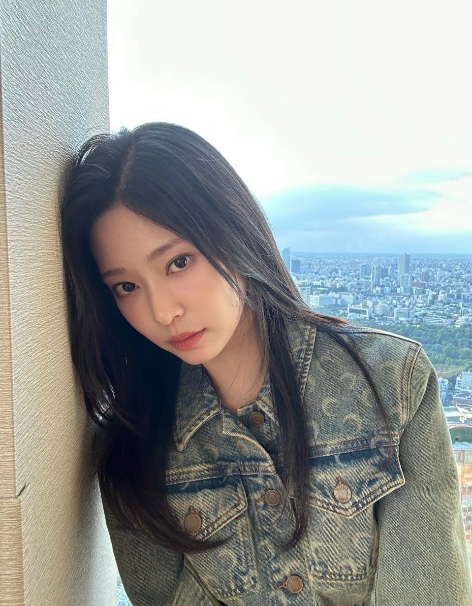 A moment captured by Kim Minju's fan