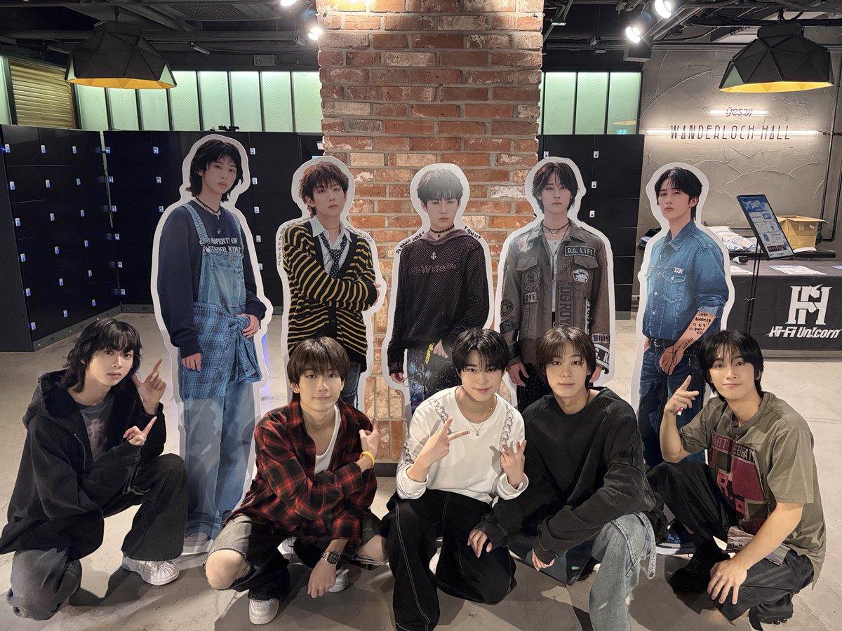 Behind-the-scenes cut of Hi-Fi Un!corn