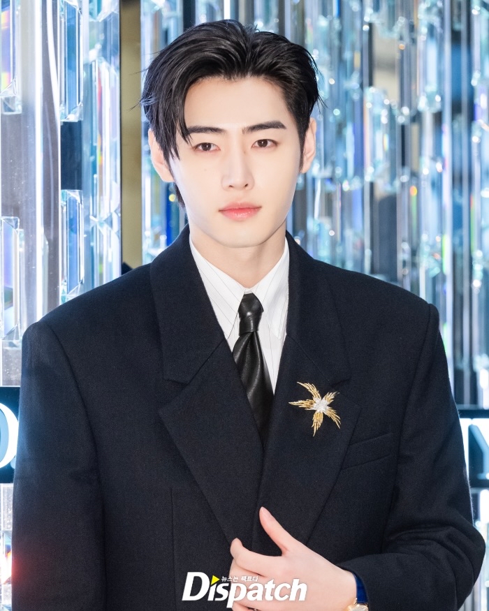 성훈 (ENHYPEN) 최근 활동샷