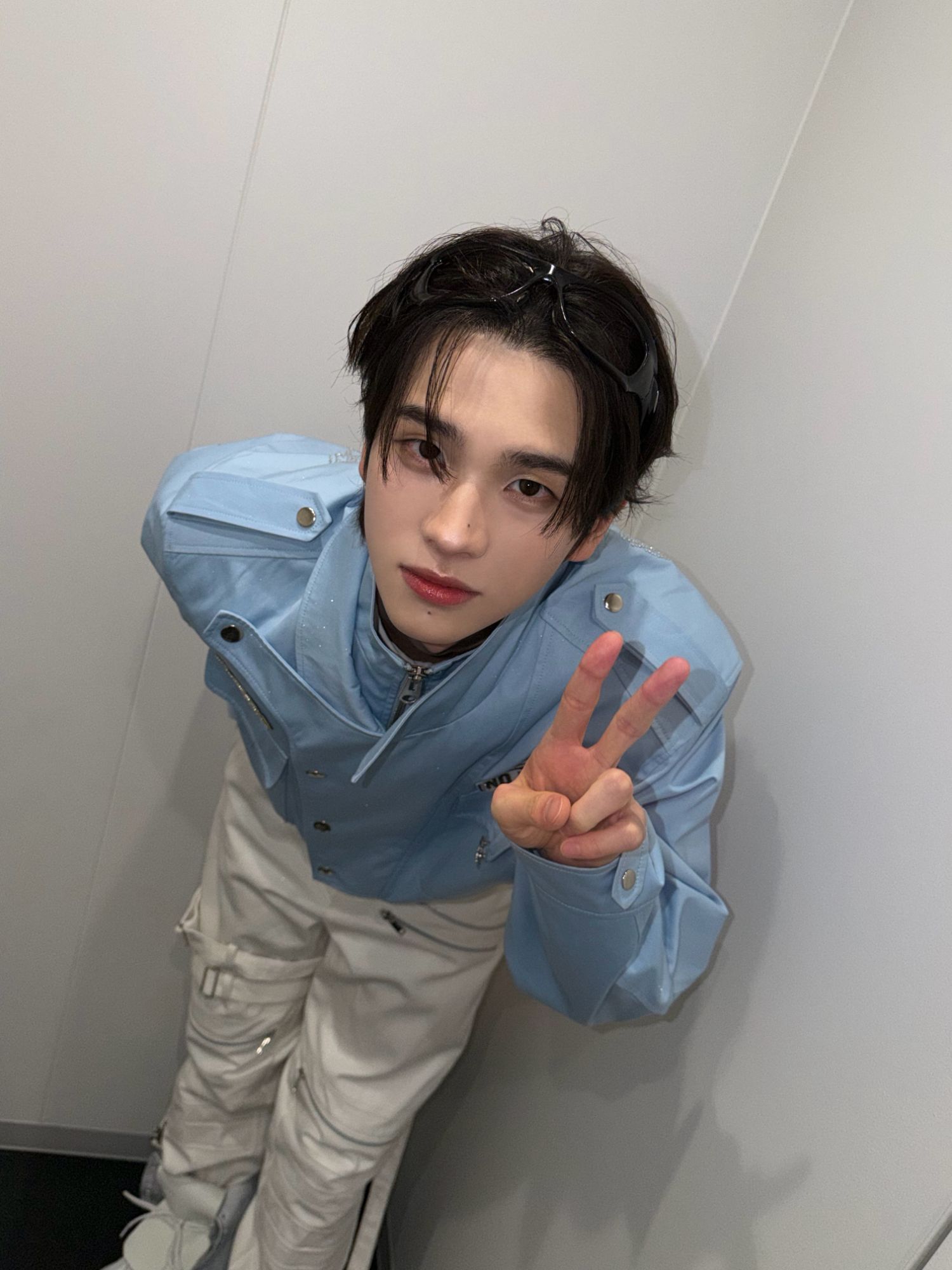 Behind-the-scenes cut of TWS