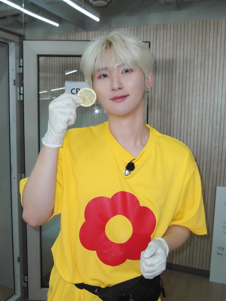 CRAVITY的最新照片