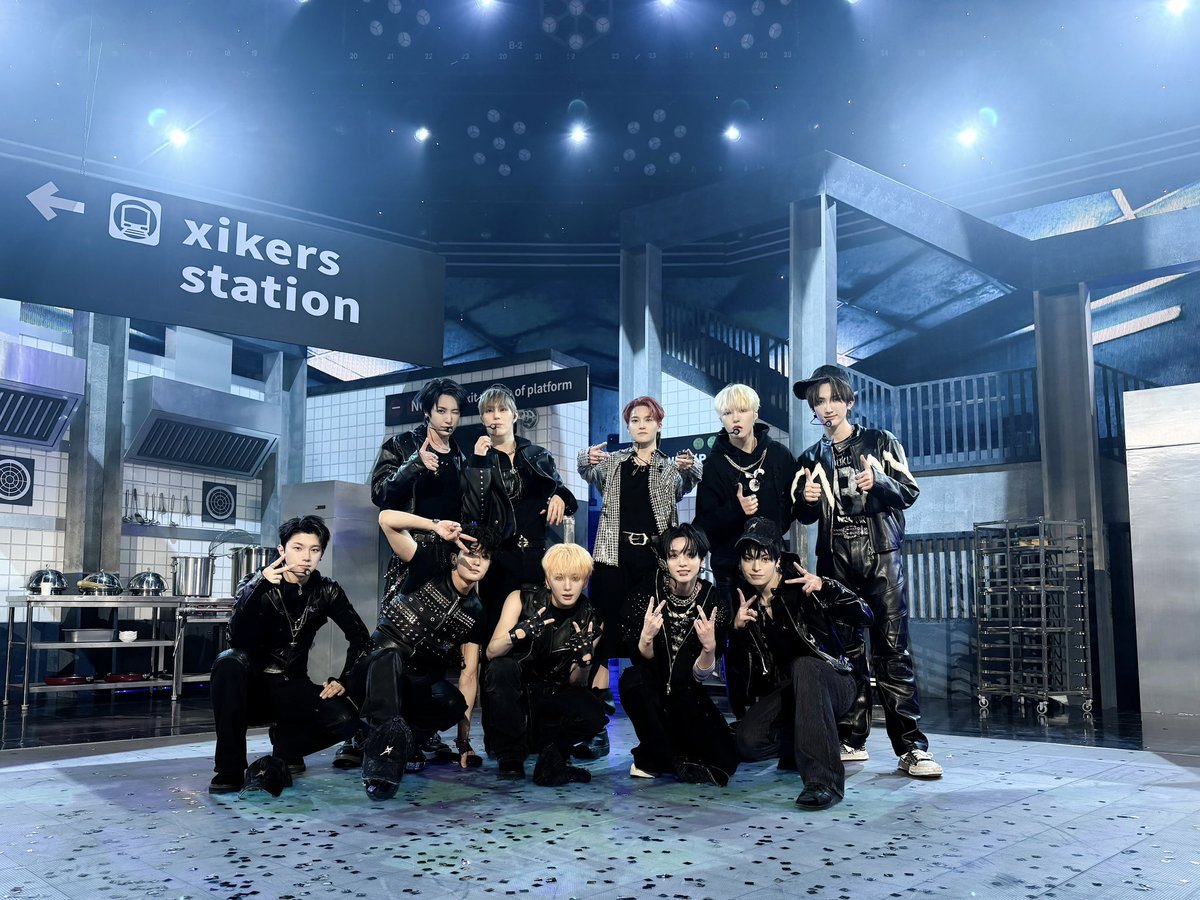 A moment captured by Xikers's fan