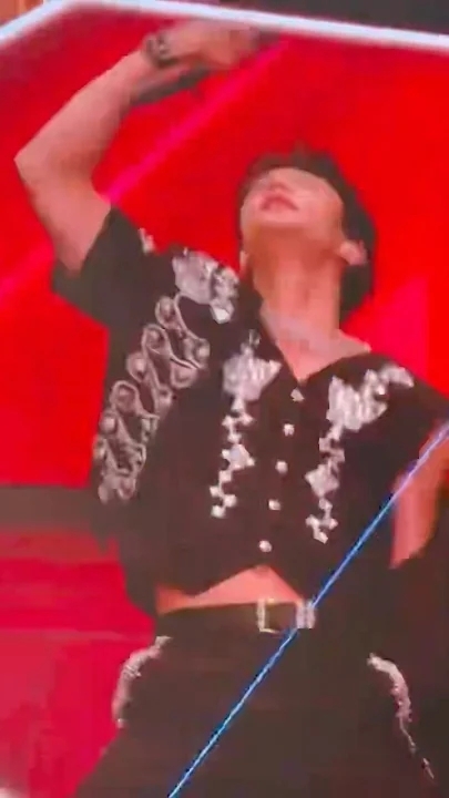 Latest photo of Hyunjin (Stray Kids)