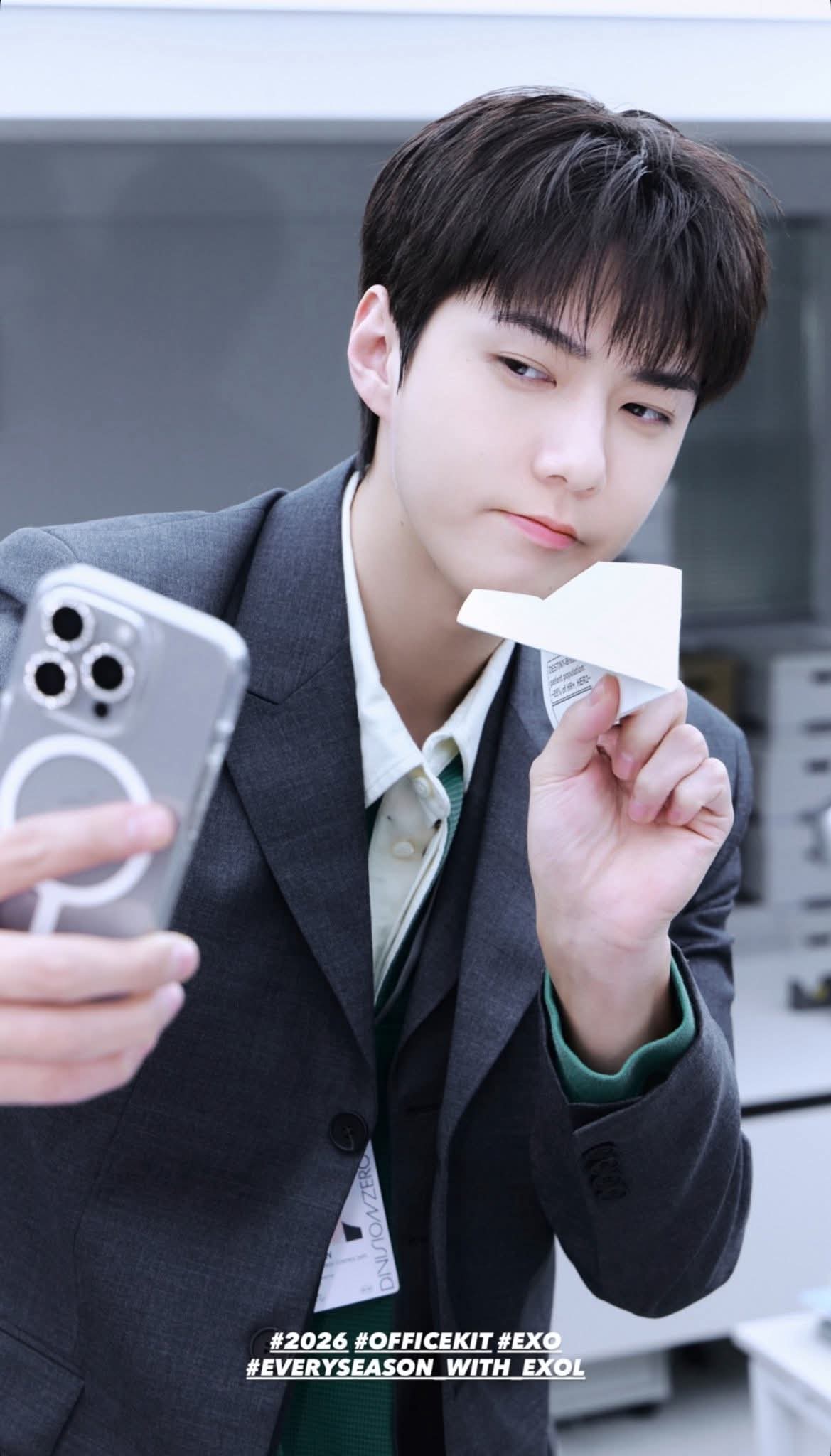 EXO의 비하인드 컷