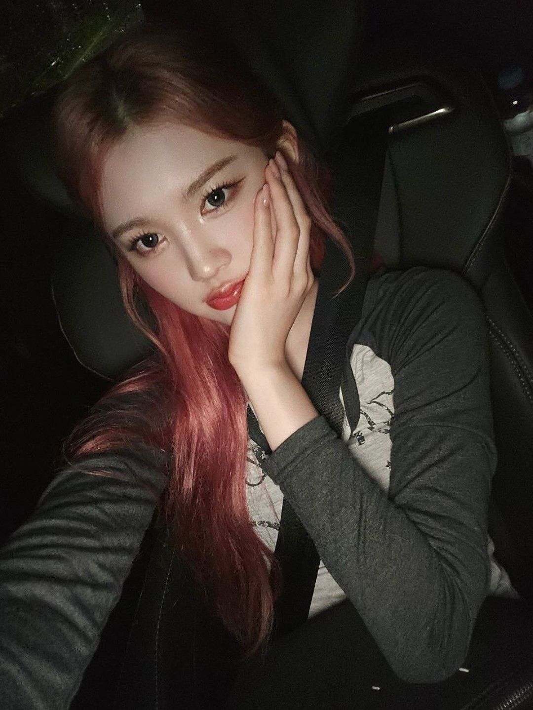 A moment captured by A-na (Hearts2Hearts)'s fan