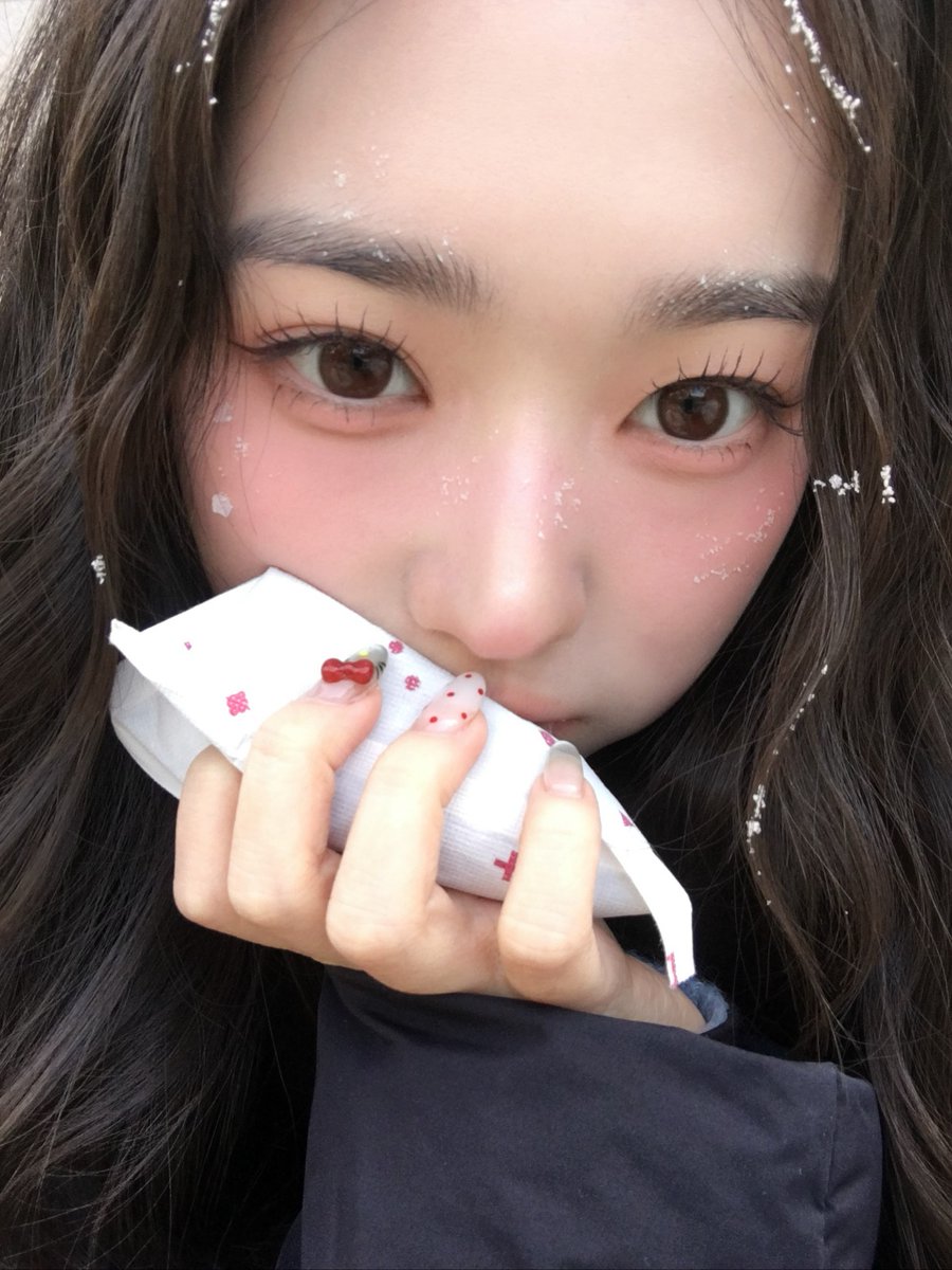 Recent activity shot of tripleS