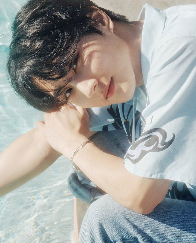 Latest photo of Jungwon (ENHYPEN)