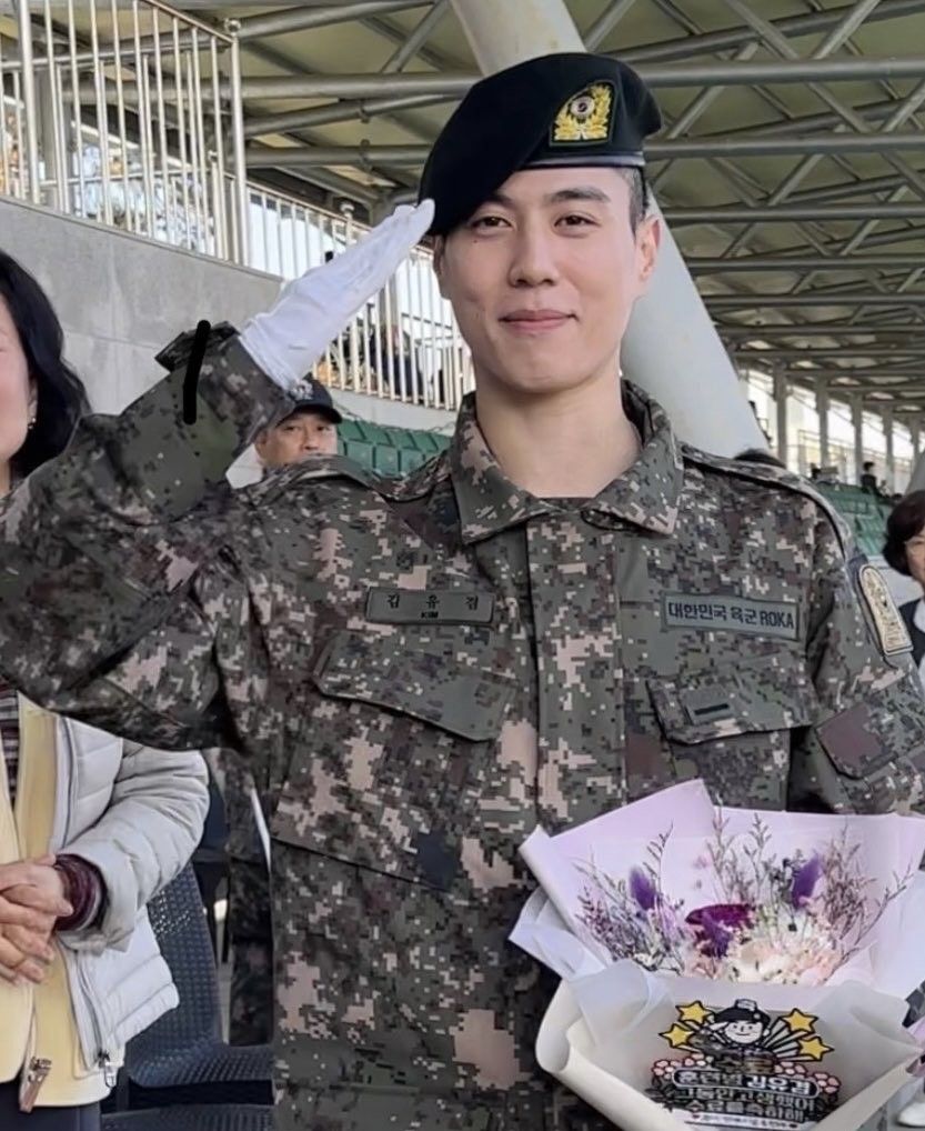 A moment captured by Yugyeom (GOT7)'s fan