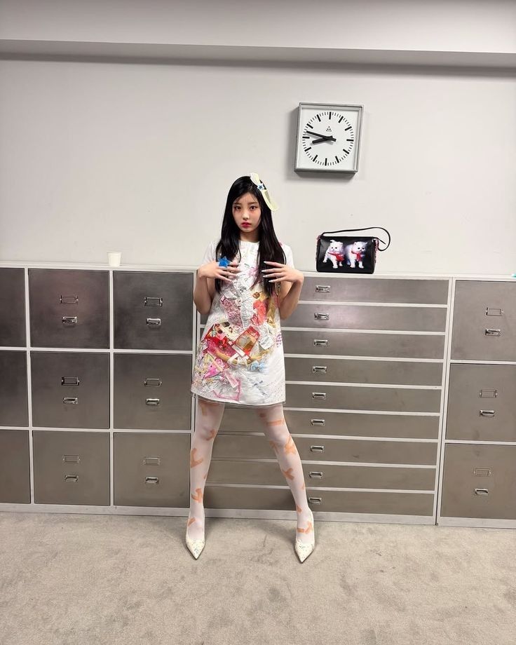Recent activity shot of Wonhee (ILLIT)