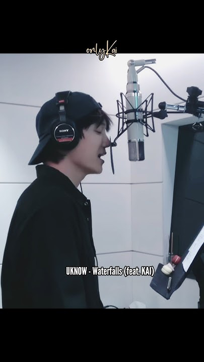 Momen yang diabadikan oleh penggemar Kai (EXO)