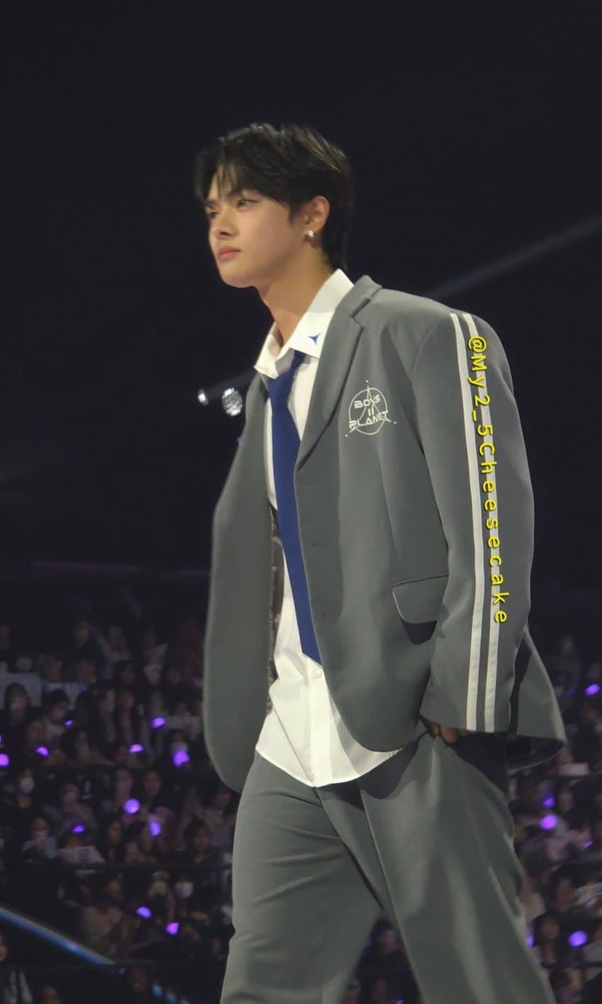 Today's most popular wallpaper in the Lee Leo (ALPHA DRIVE ONE) community