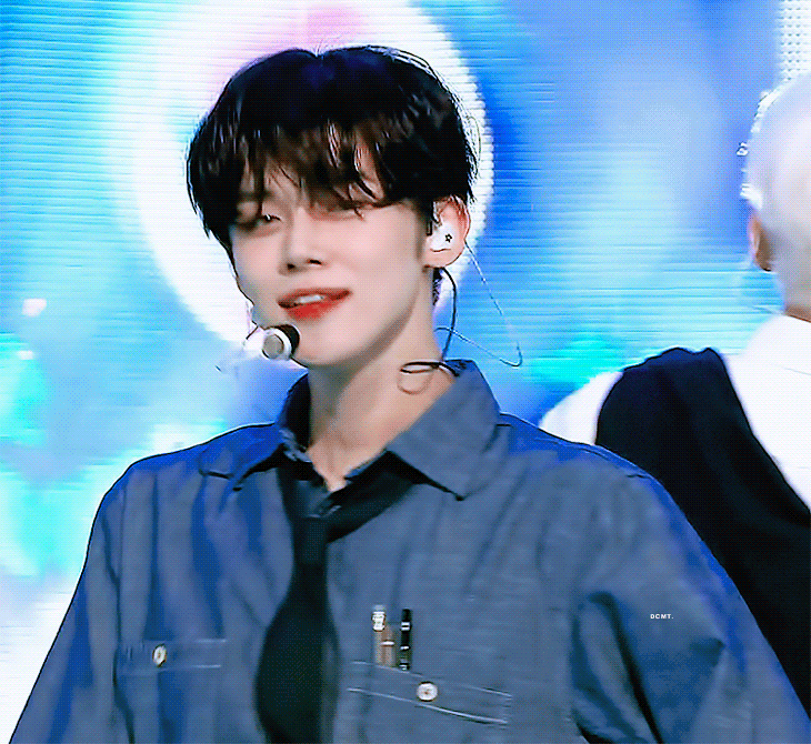 A moment captured by Yeonjun (TOMORROW X TOGETHER)'s fan