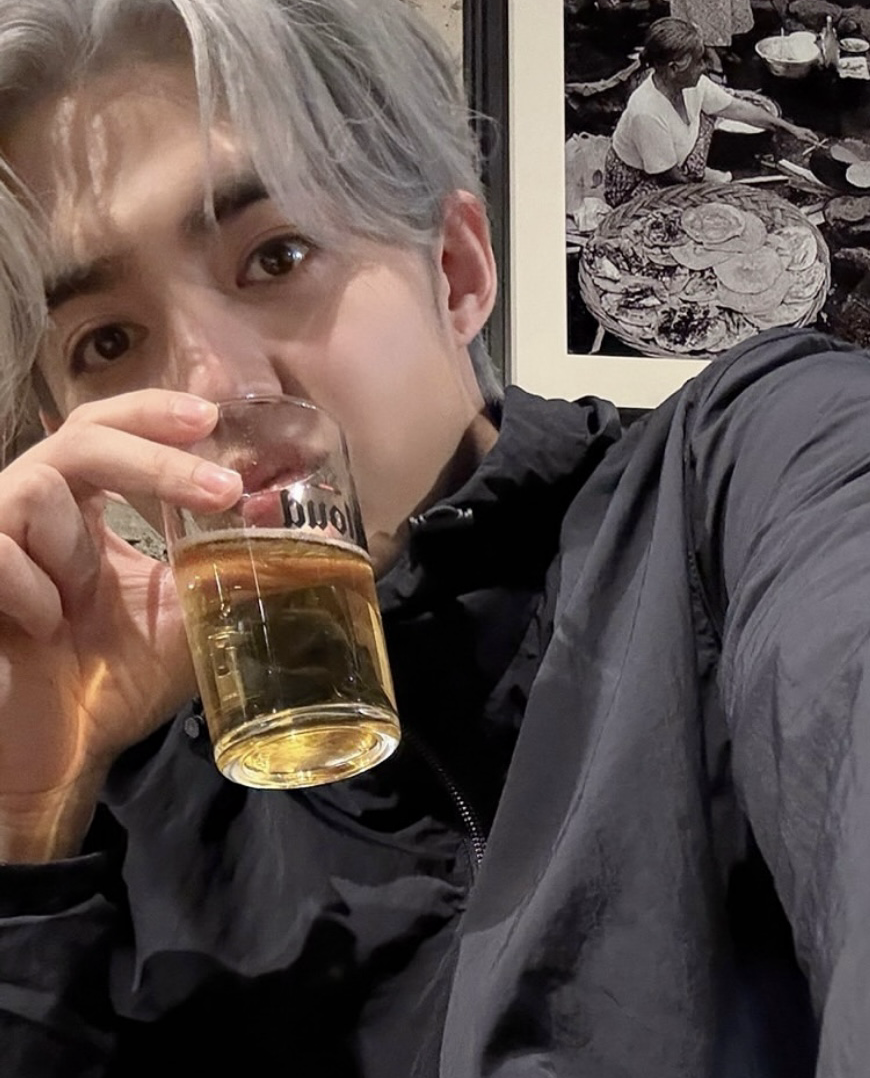 S.Coups (SEVENTEEN)的最新照片