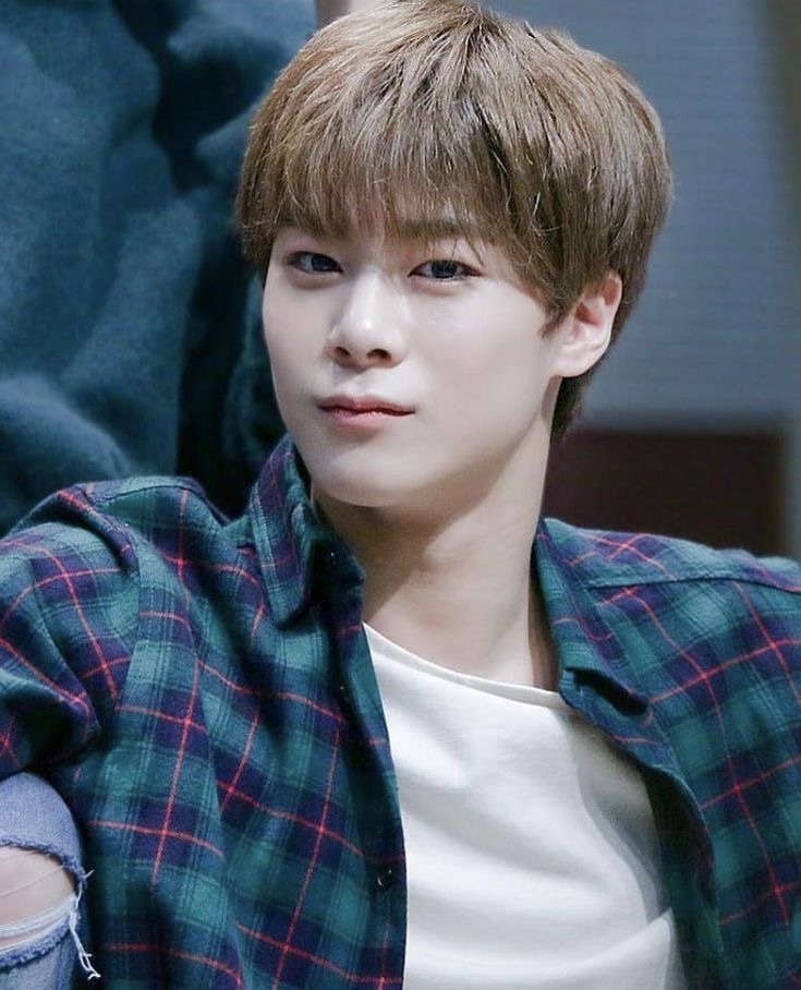 Latest photo of Moonbin (ASTRO)