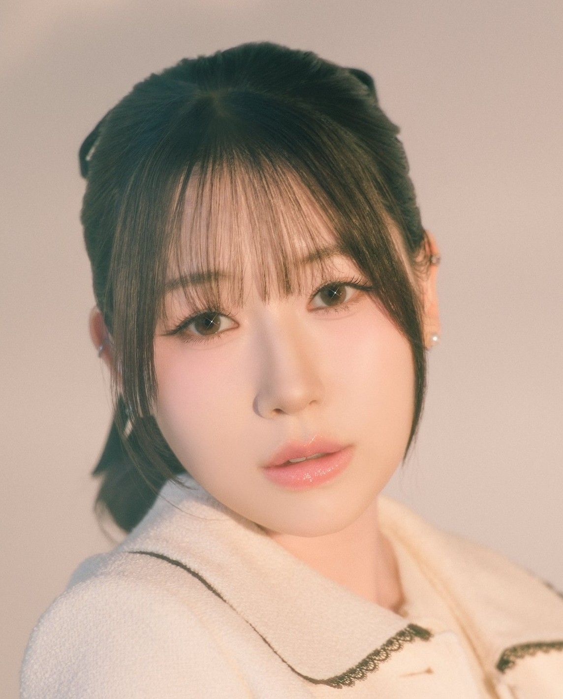 Recent activity shot of Kasahara Momona (ME:I)