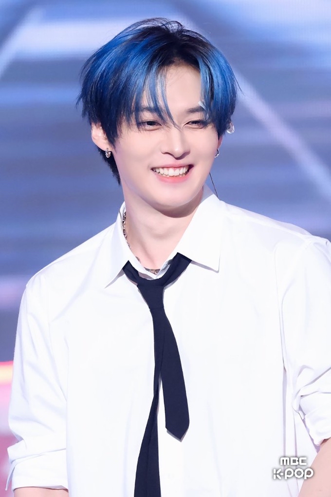Behind-the-scenes cut of Lee Know (Stray Kids)