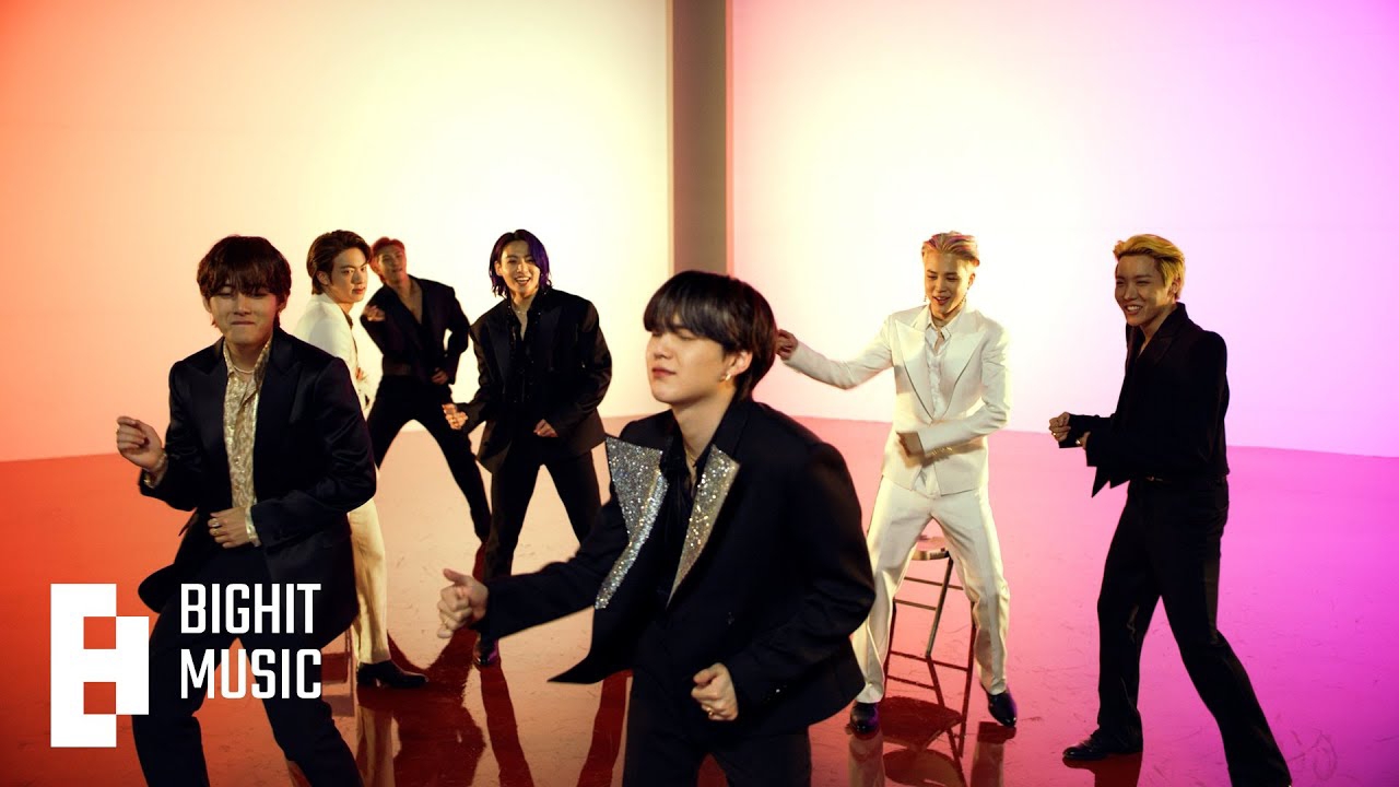 Potret di balik layar SUGA (BTS)