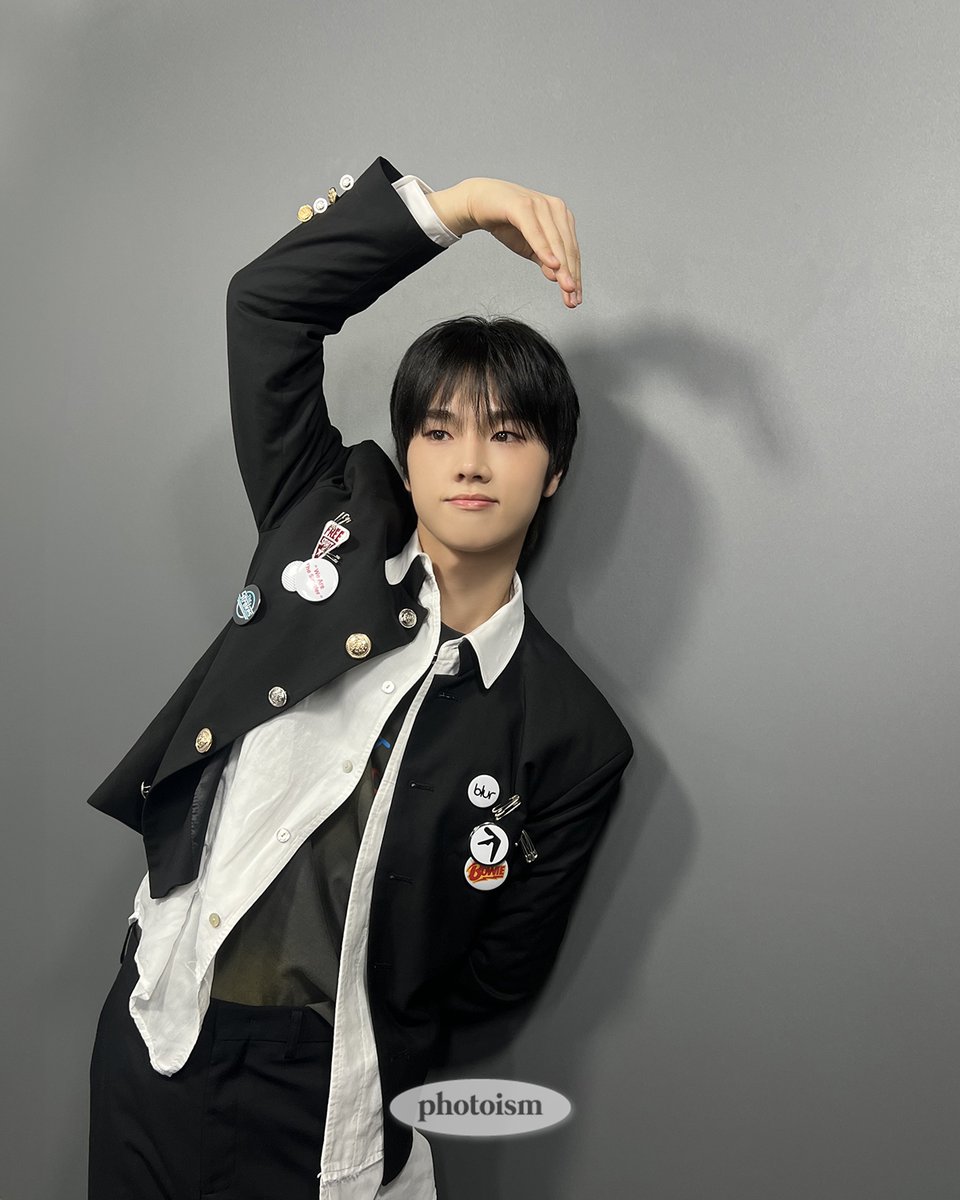 Recent activity shot of Jungsu (Xdinary Heroes)