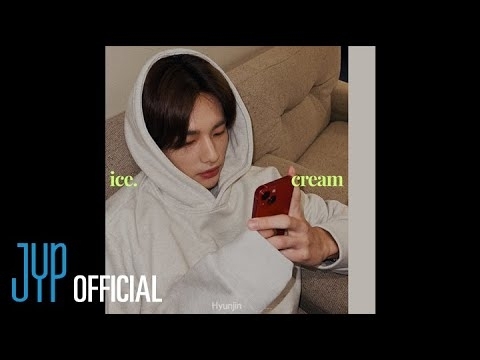 Latest photo of Hyunjin (Stray Kids)