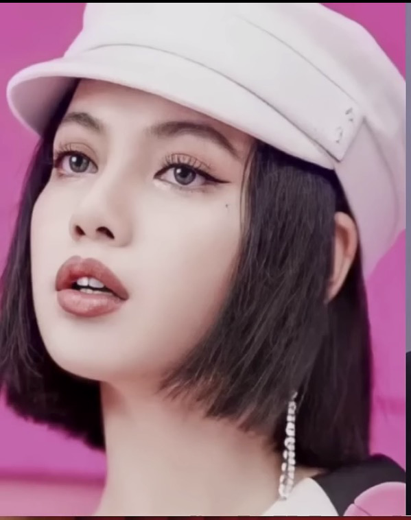 K-POP posts beloved by 리사 (BLACKPINK) fans