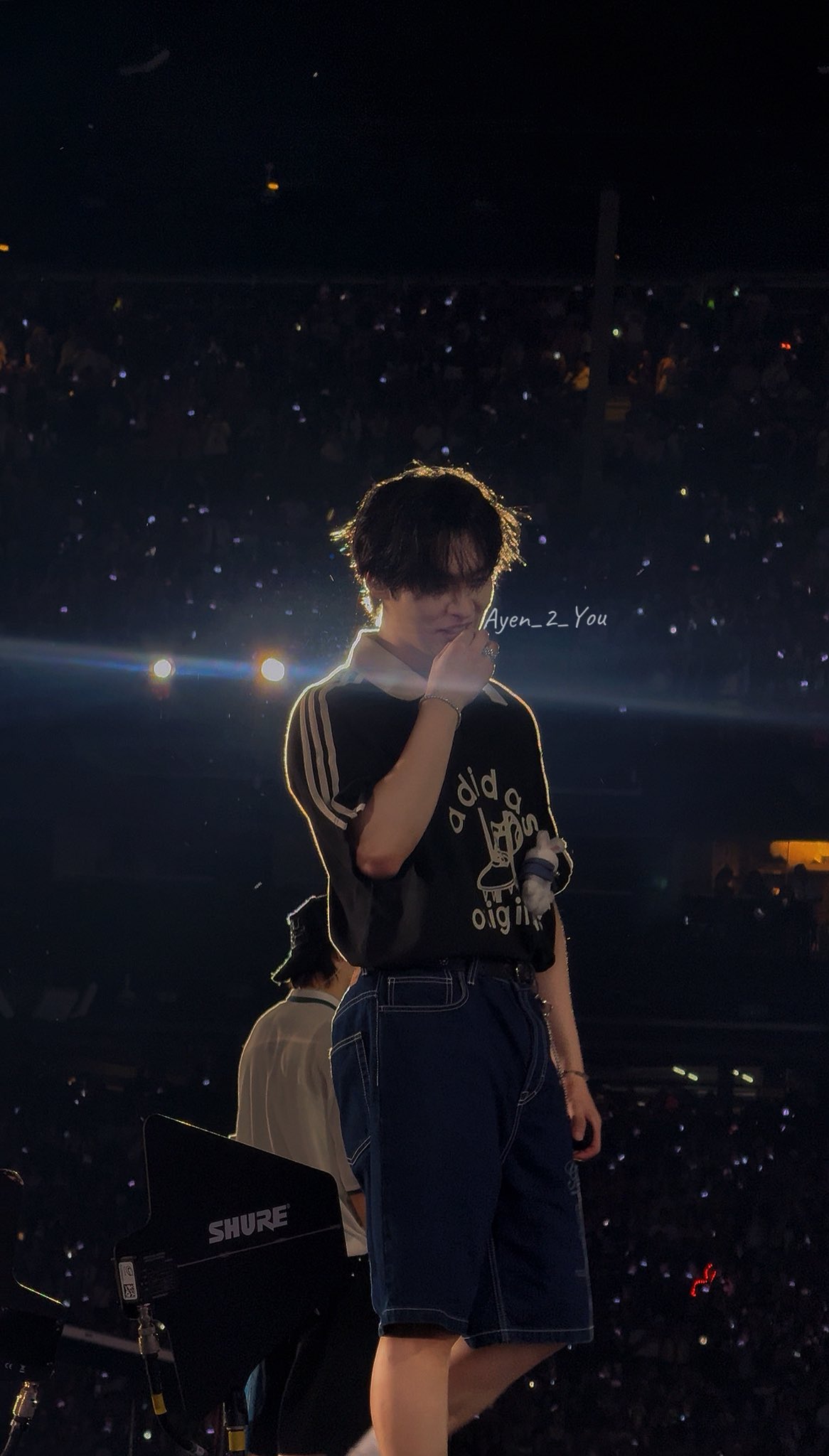 Behind-the-scenes cut of Lee Know (Stray Kids)