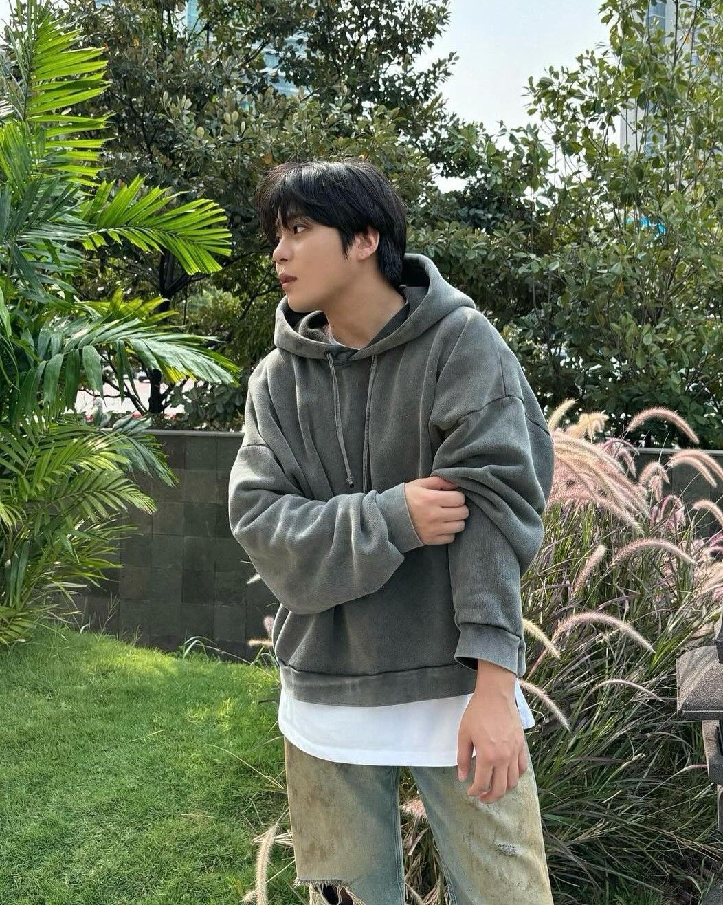 Behind-the-scenes cut of Jongho (ATEEZ)
