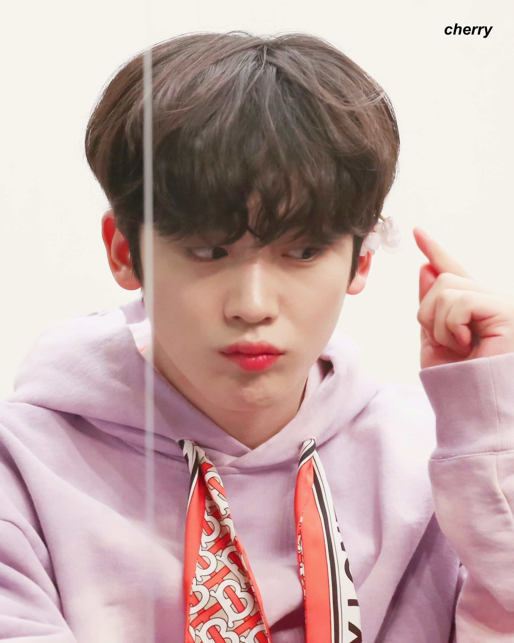 Recent activity shot of Kim Yohan (WEi)