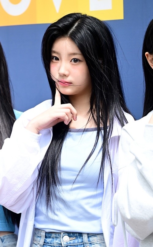 Latest photo of Wonhee (ILLIT)