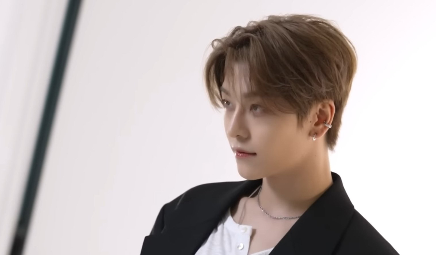 Recent activity shot of He Xinlong (ALPHA DRIVE ONE)