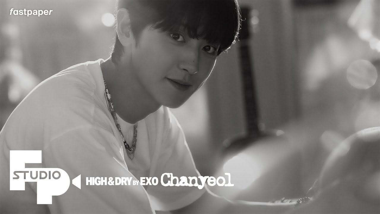 A moment captured by Chanyeol (EXO)'s fan