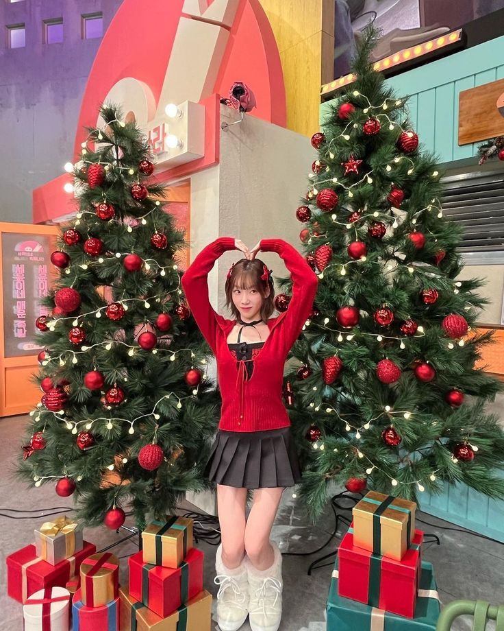 Latest photo of Taeyeon (Girls' Generation)