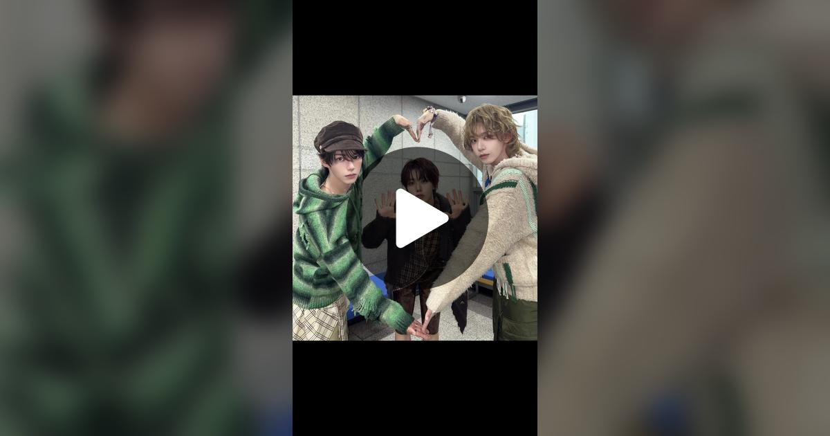 Behind-the-scenes cut of JL (AHOF)