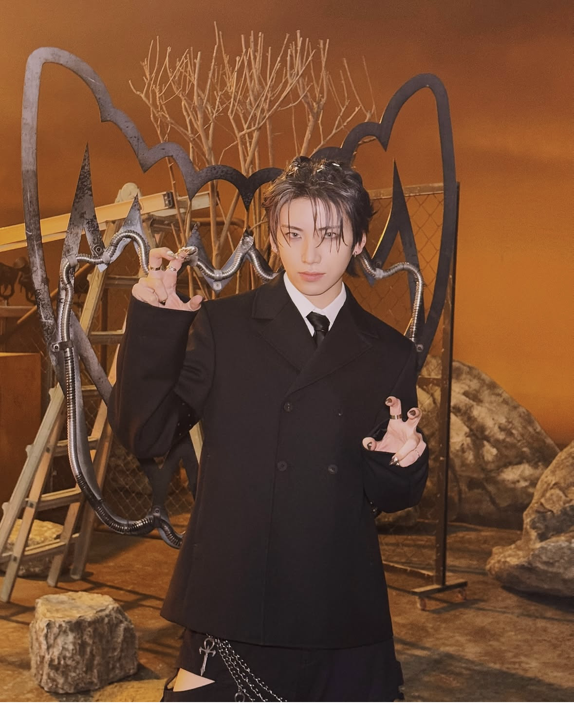 Latest photo of Yuma (&TEAM)