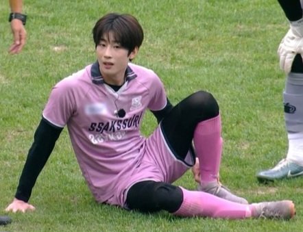 Behind-the-scenes cut of Han Seungwoo