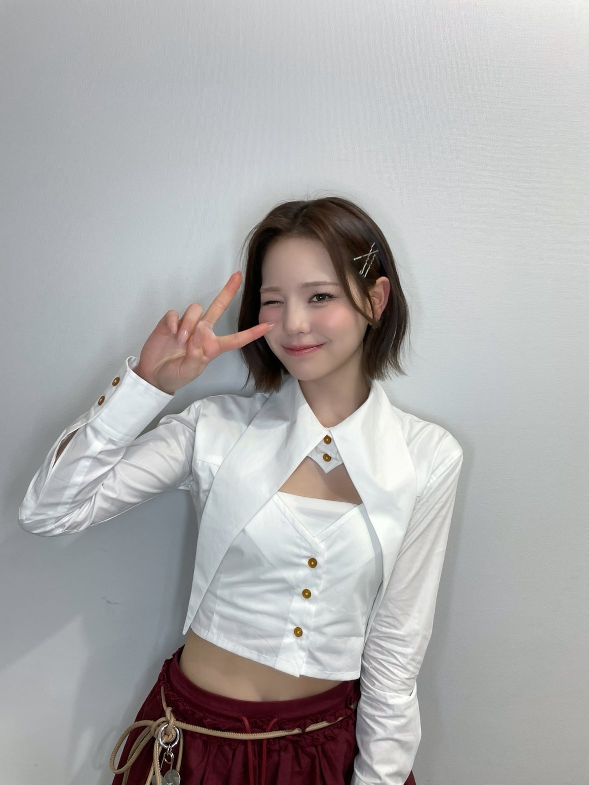 Behind-the-scenes cut of Mako (NiziU)