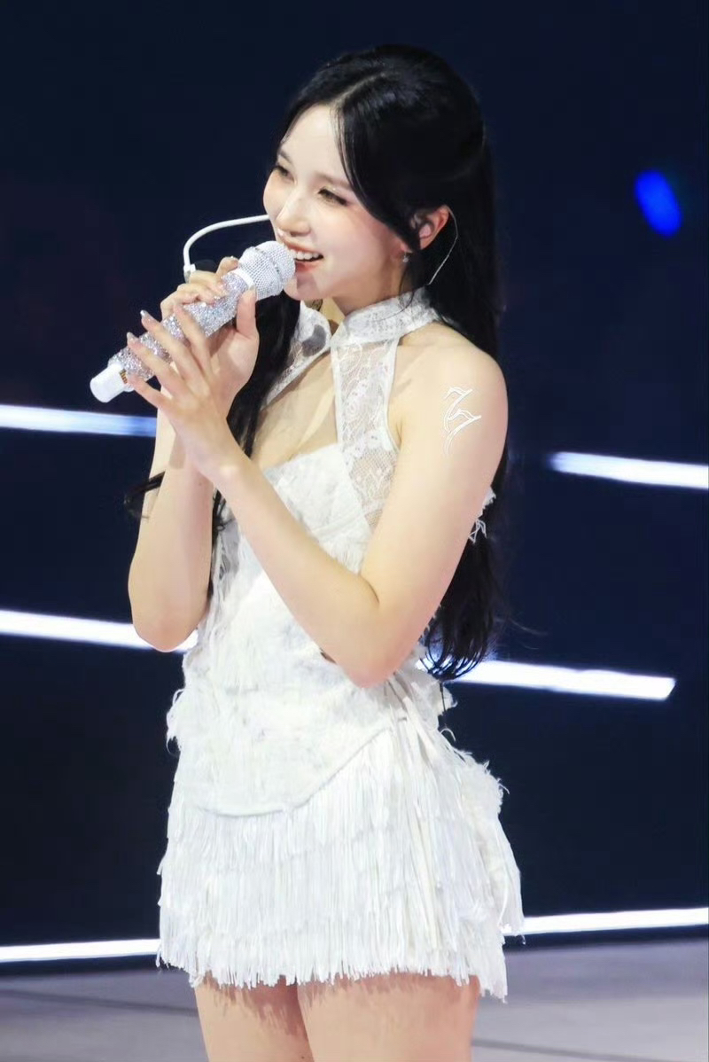 Mina (TWICE)的最新照片