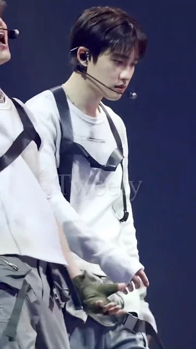 Fandom-recommended wallpaper image of D.O. (EXO)