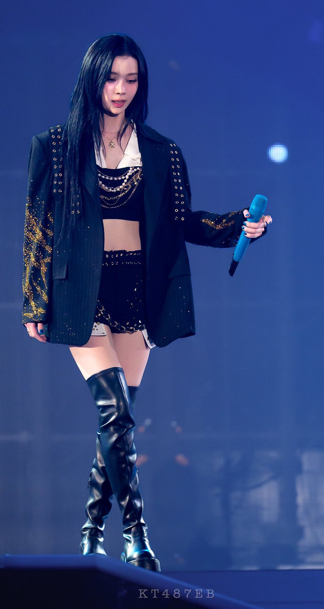 The most beloved wallpaper among Winter (aespa)'s fans