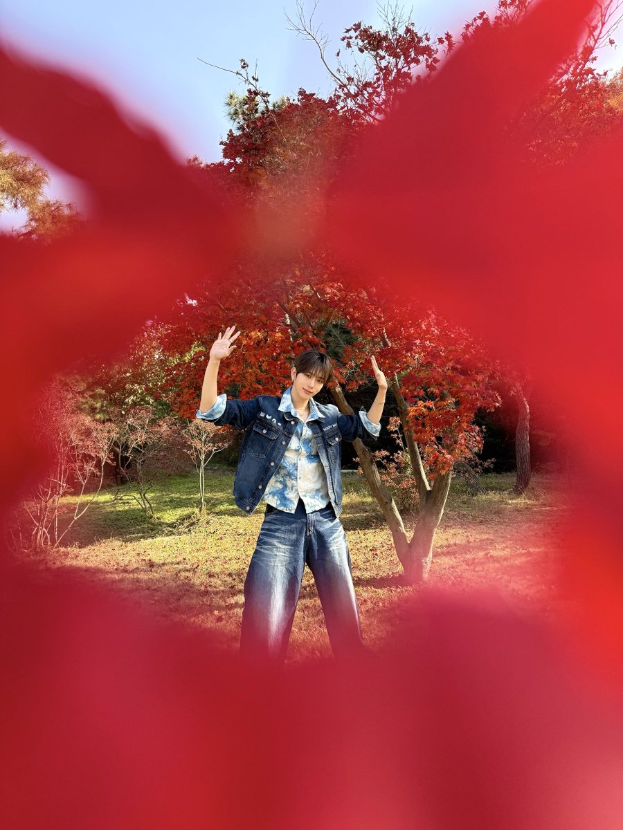 A moment captured by EPEX's fan