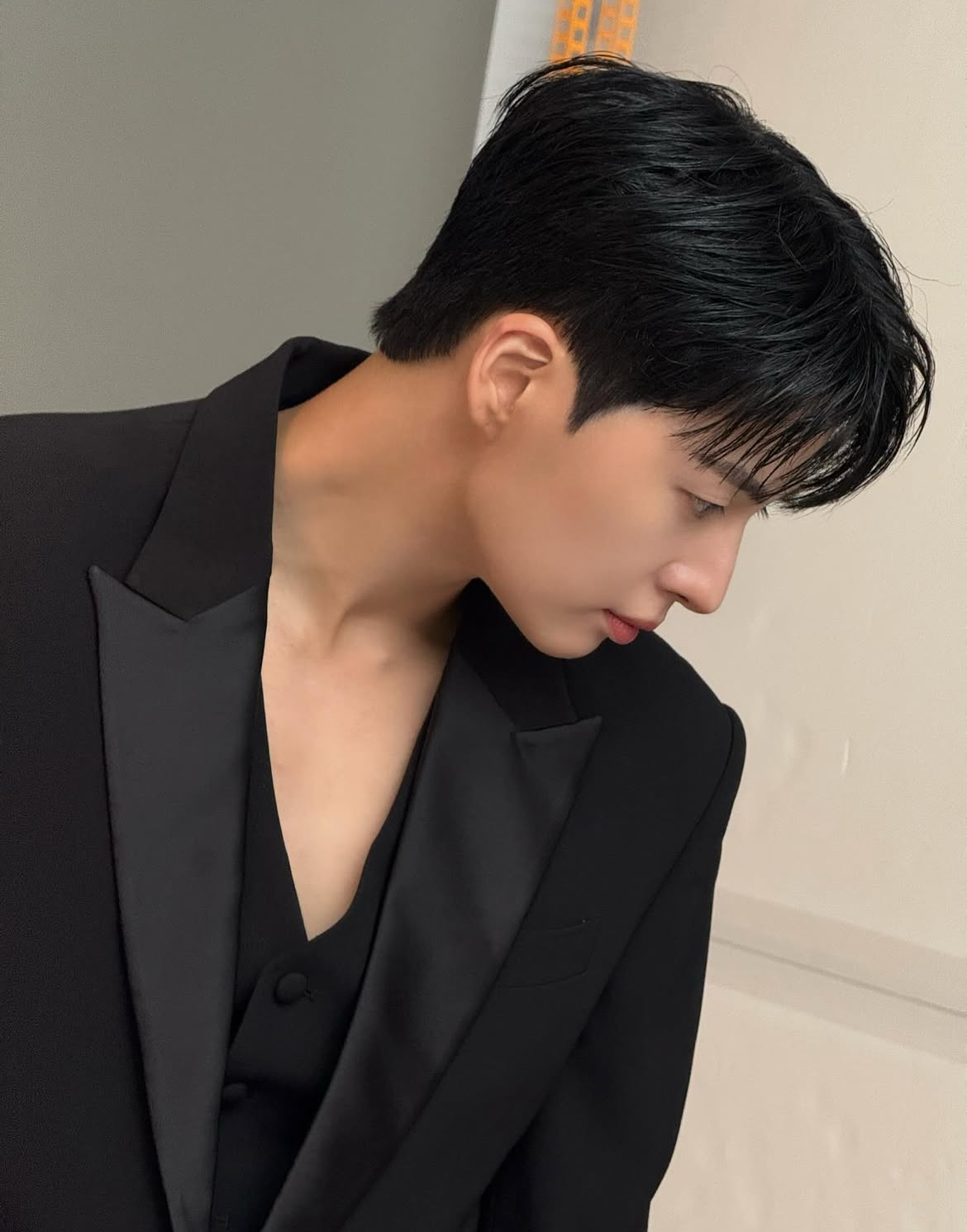 A moment captured by UP10TION's fan