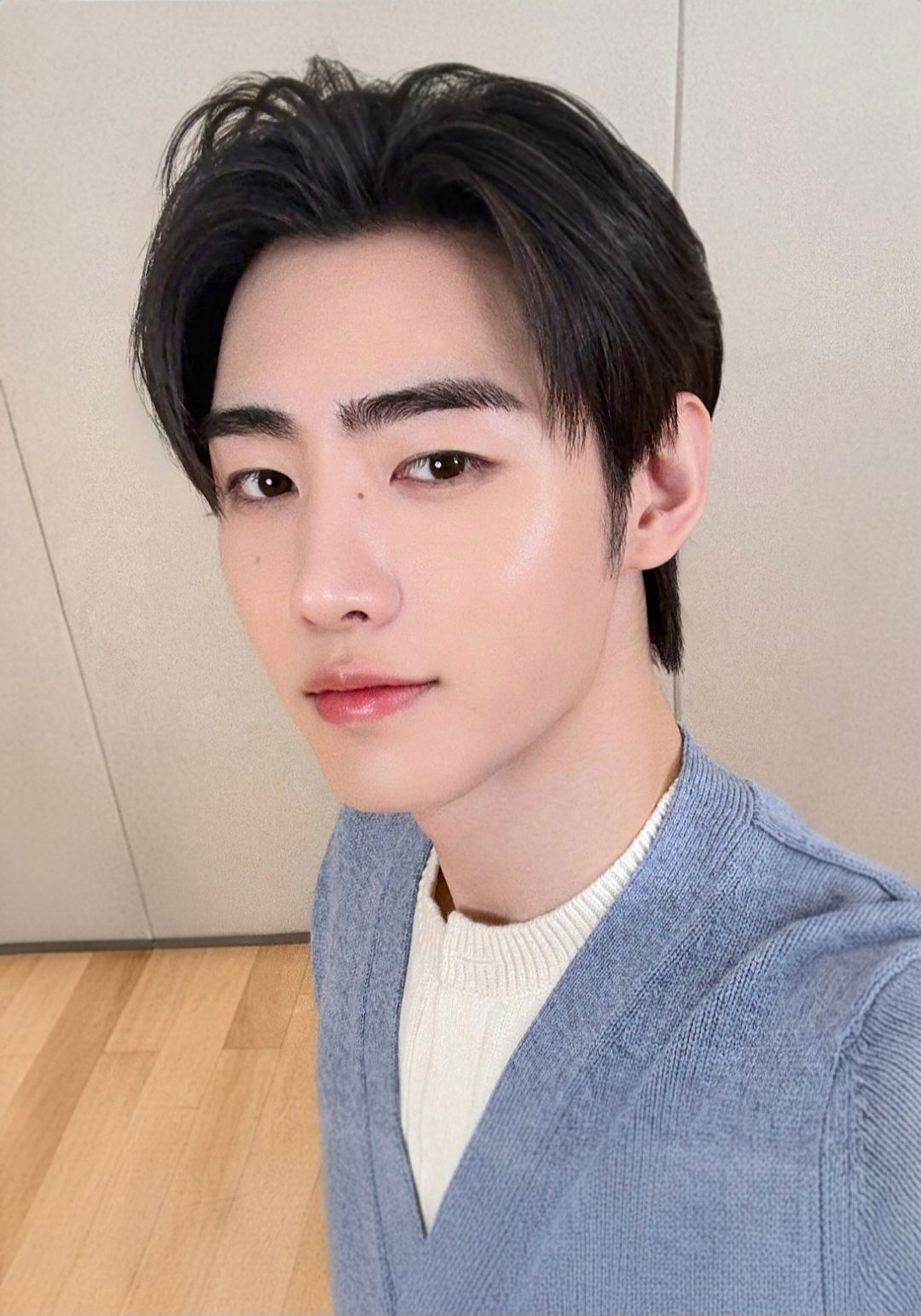 성훈 (ENHYPEN) 최근 활동샷