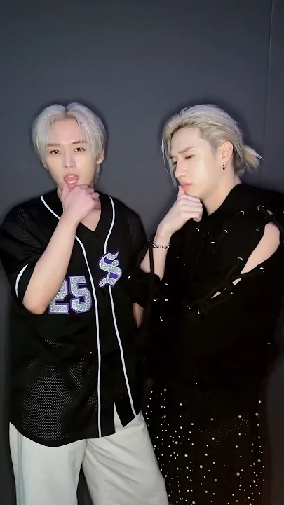 Latest photo of Lee Know (Stray Kids)