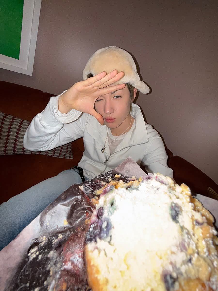 A moment captured by Martin (CORTIS)'s fan